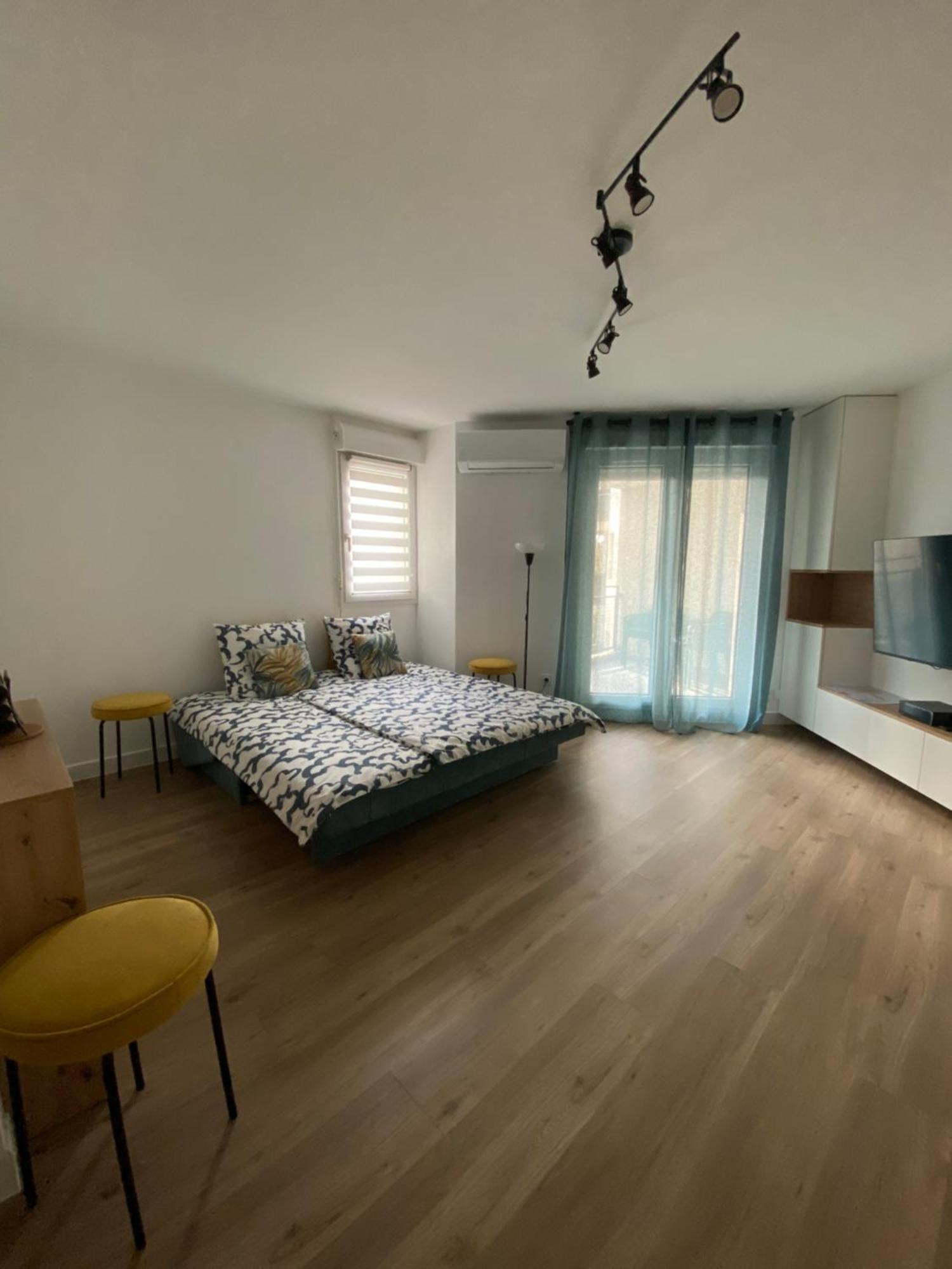 Rives Du Lez - Prestige Apartment
